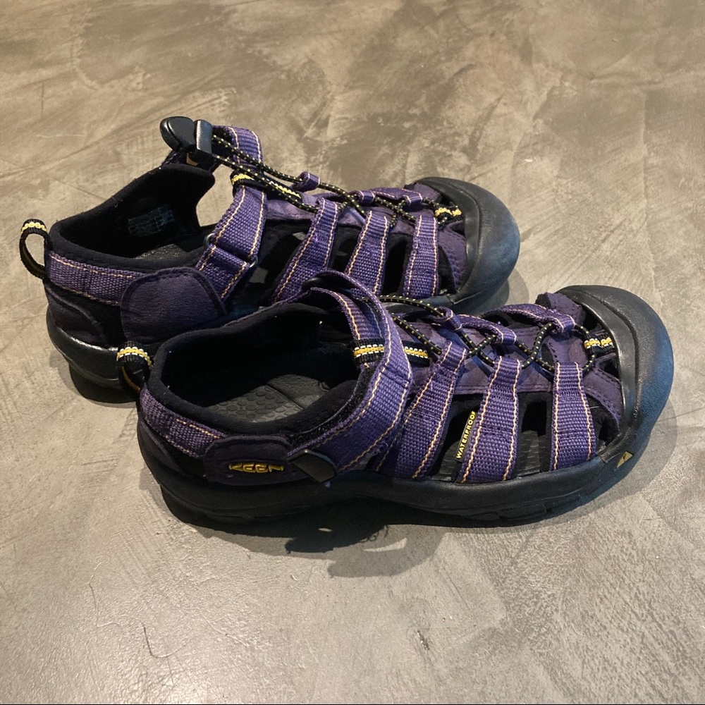 Keen Waterproof Sandals Newport H2 Purple/Black/Yellow Girls 5 or Womens 6.5